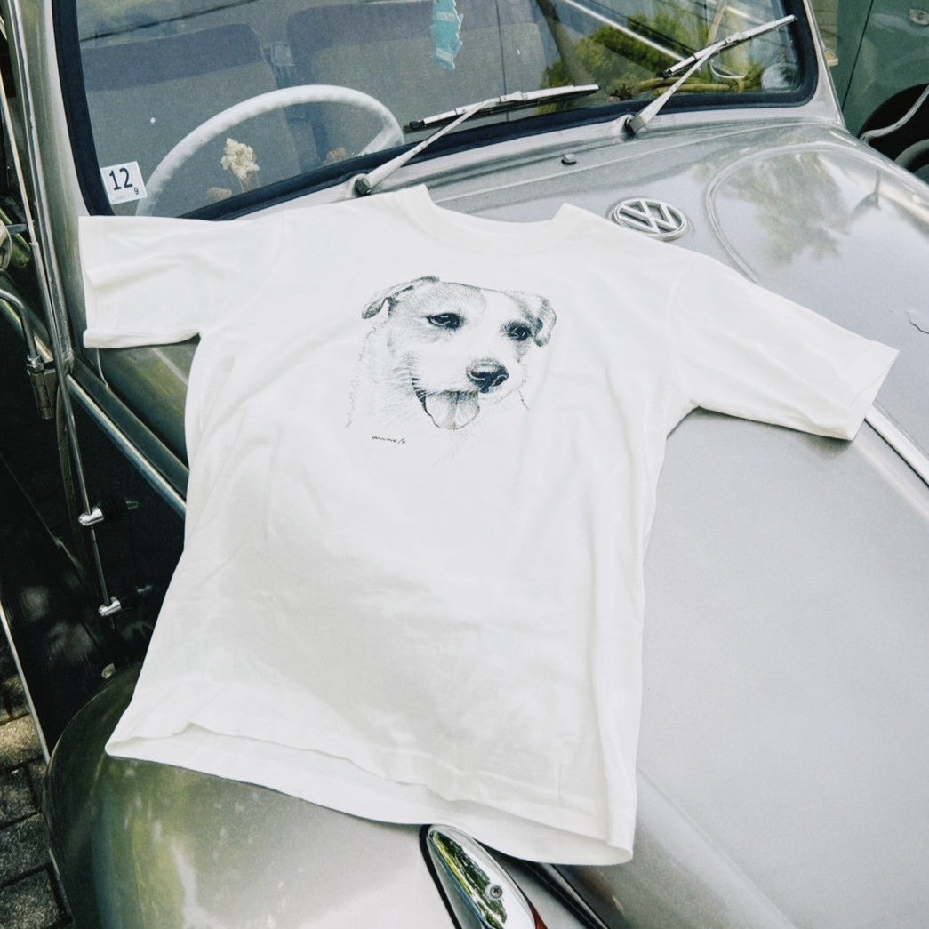 ヴィンテージライクな犬の肖像画Tシャツ（ジャックラッセルテリア）