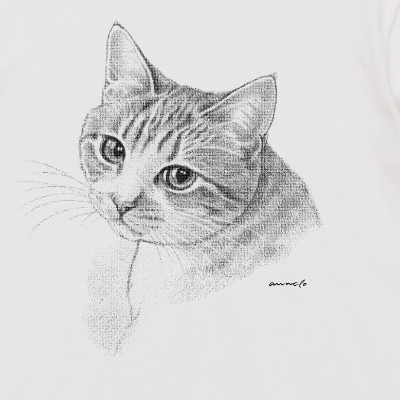 ヴィンテージライクな猫の肖像画Tシャツ